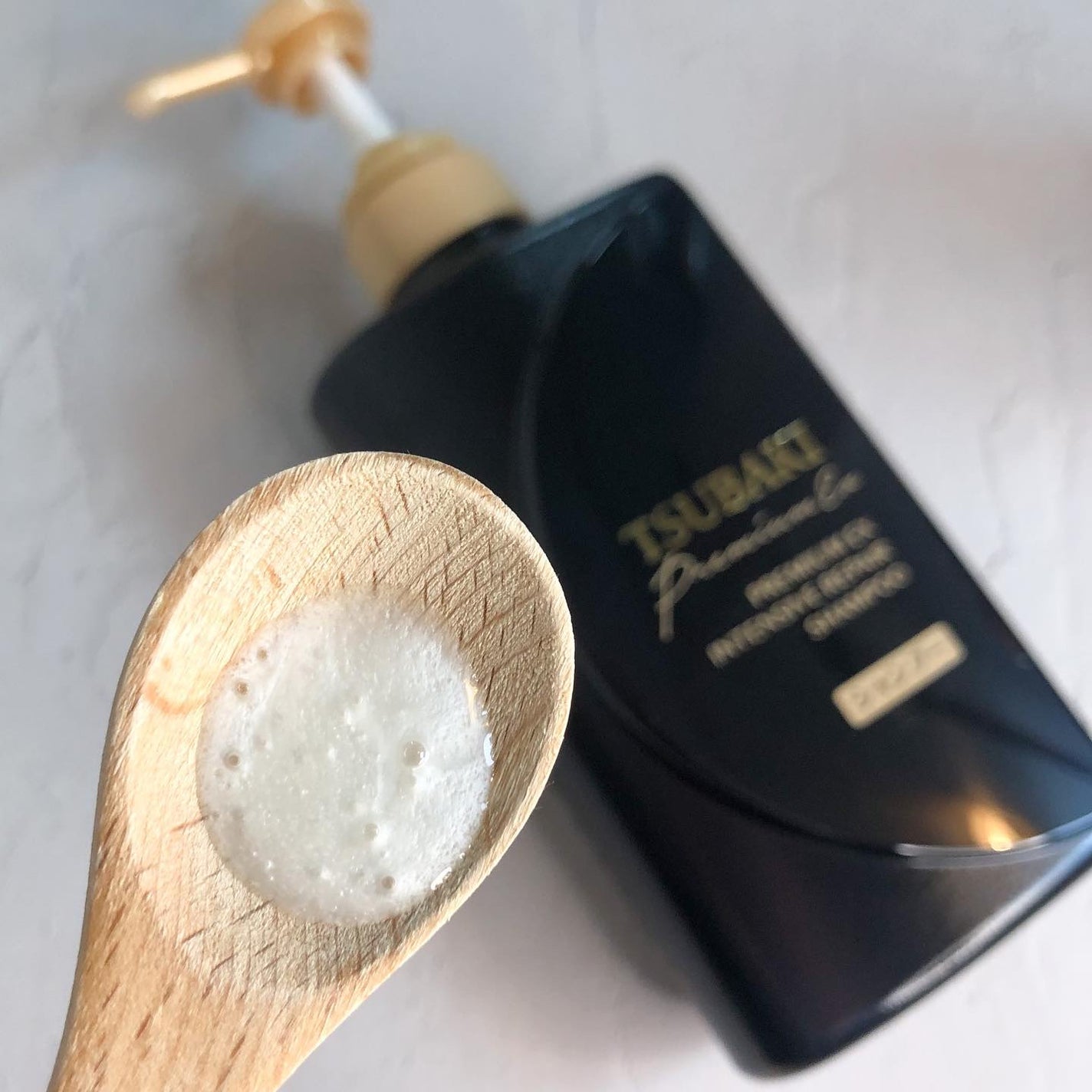 プレミアムEX インテンシブリペア <シャンプー>/コンディショナー<ヘアトリートメント> /TSUBAKI/市販シャンプーを使ったクチコミ(2枚目)