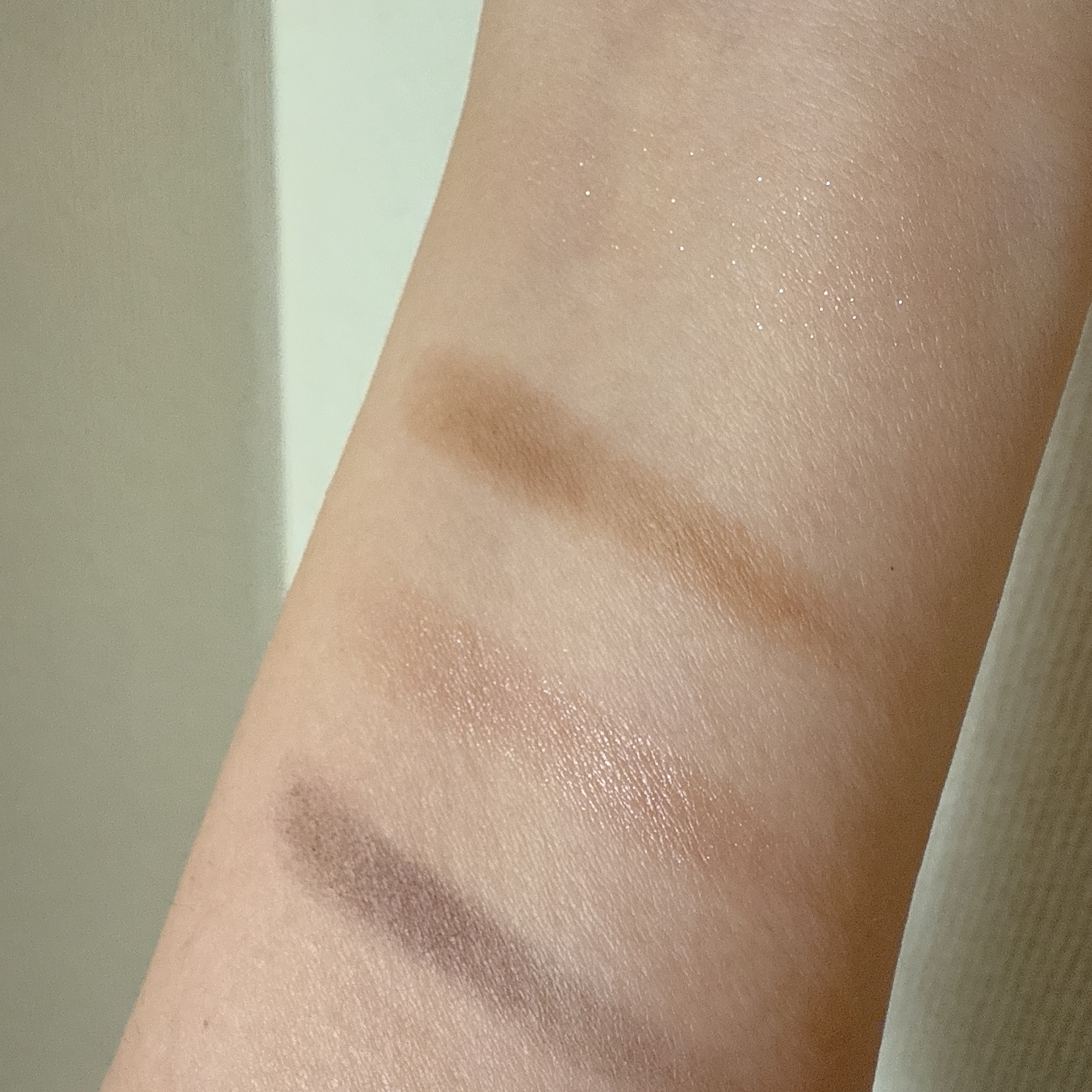 アディクション ザ アイシャドウ パレット + “サイレンスト セレニティ” 101 Urban Serenity/ADDICTION/アイシャドウパレットを使ったクチコミ（3枚目）