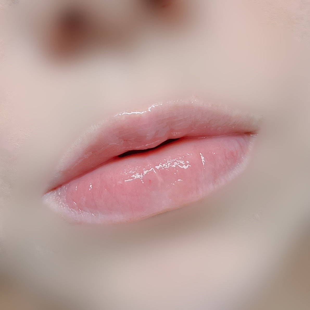 ラビューム ボリュームリップセラム/Luvum/リップグロスを使ったクチコミ（2枚目）