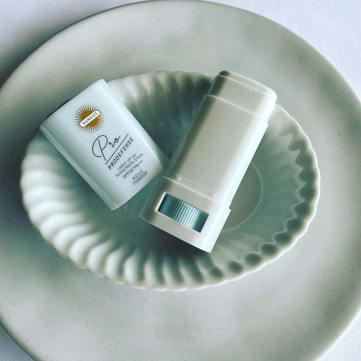 プロディフェンス ライトアップUV スティック/サンカット®/日焼け止めスティックを使ったクチコミ(2枚目)