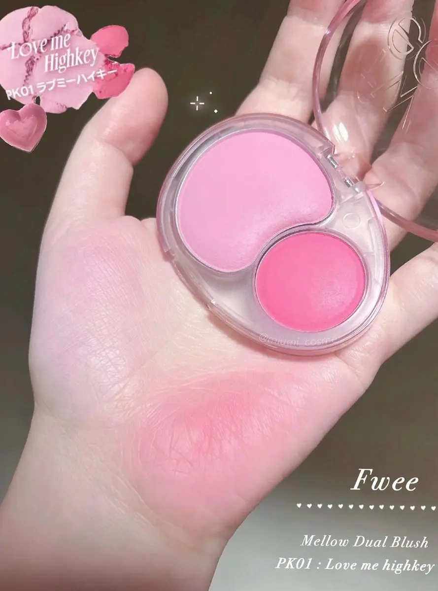 メガ割オススメコスメとして、fweeのデュアルチークメロウを1pick🎀◝✩
ブルベ夏にぴったりのPK01ラブミーハイキーは透明感と可愛らしさをプラスしてくれます 使用感もお気に入りなので他のカラーも揃えたい..💭

#pr 

#fw