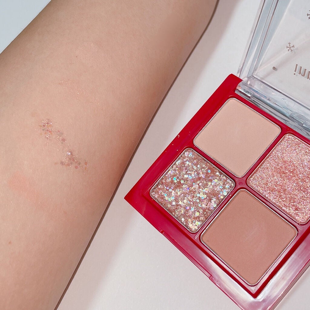 エアリー トゥインクル アイパレット 2021 Green Holidays Edition/innisfree/アイシャドウパレットを使ったクチコミ(3枚目)