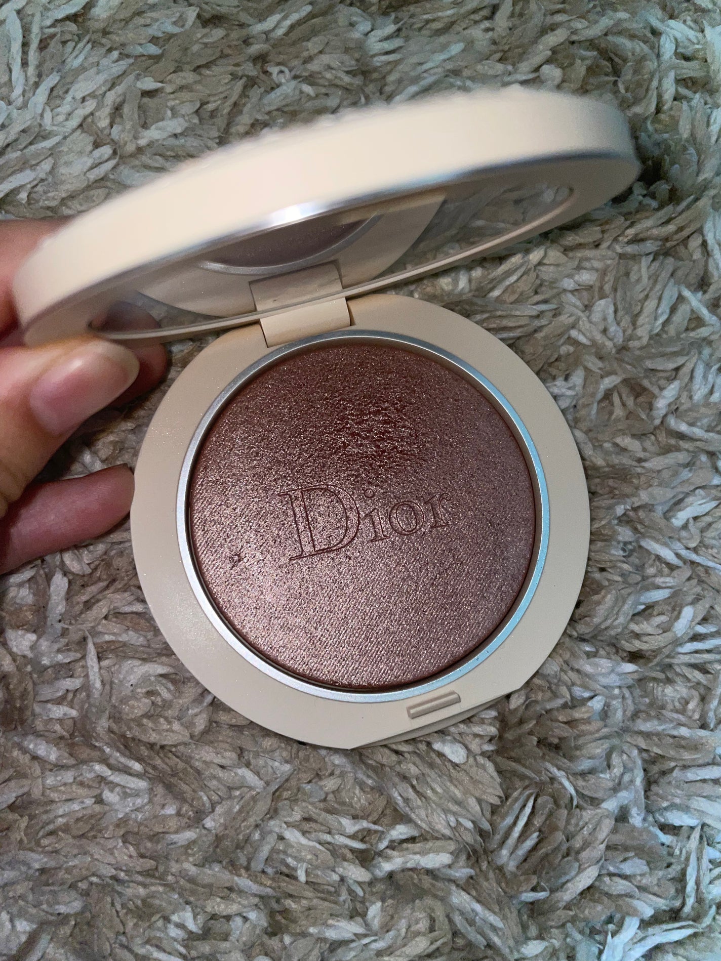 ディオールスキン フォーエヴァー クチュール ルミナイザー/Dior/プレストパウダーを使ったクチコミ(2枚目)