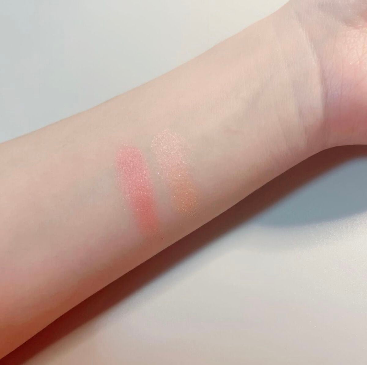 つーちゃん on LIPS 「皆んなこれ!使ってる?♡多幸感溢れるキラキラパウダー✨私のずっ..」(3枚目)