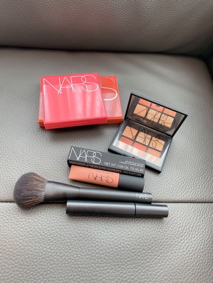 ヴォワヤジュールアイシャドウパレット/NARS/アイシャドウパレットを使ったクチコミ(2枚目)