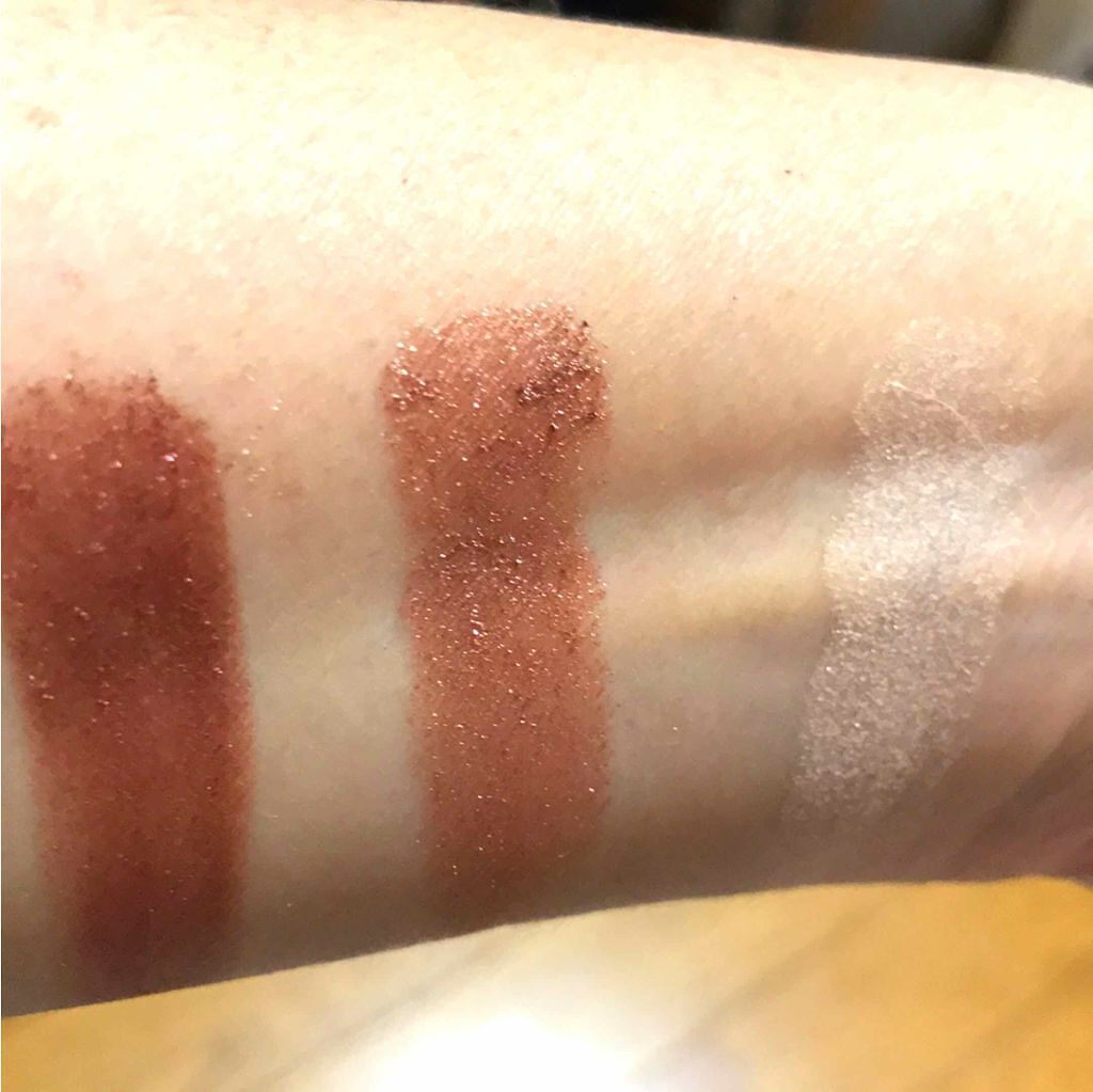 エクストラ ディメンション アイシャドウ/M・A・C/単色アイシャドウを使ったクチコミ（2枚目）