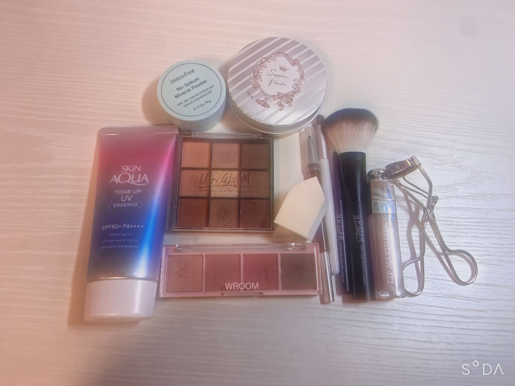 UR GLAM　BLOOMING EYE COLOR PALETTE/U R GLAM/アイシャドウパレットを使ったクチコミ（3枚目）