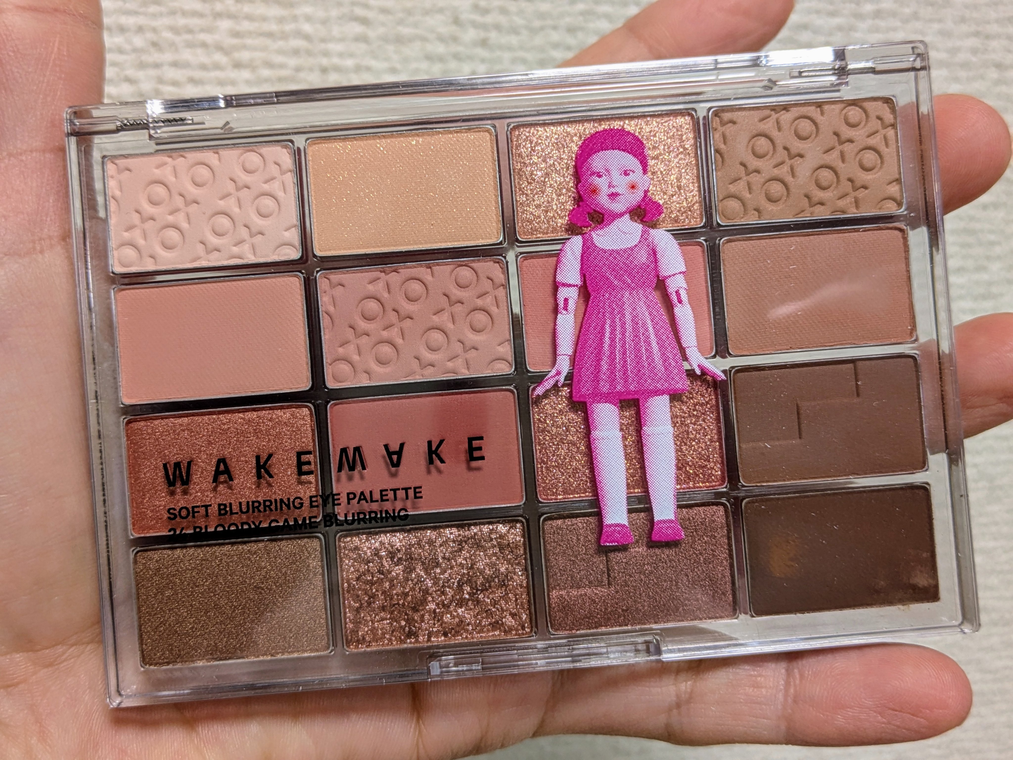 ソフトブラーリングアイパレット/wakemake/アイシャドウパレットを使ったクチコミ（1枚目）