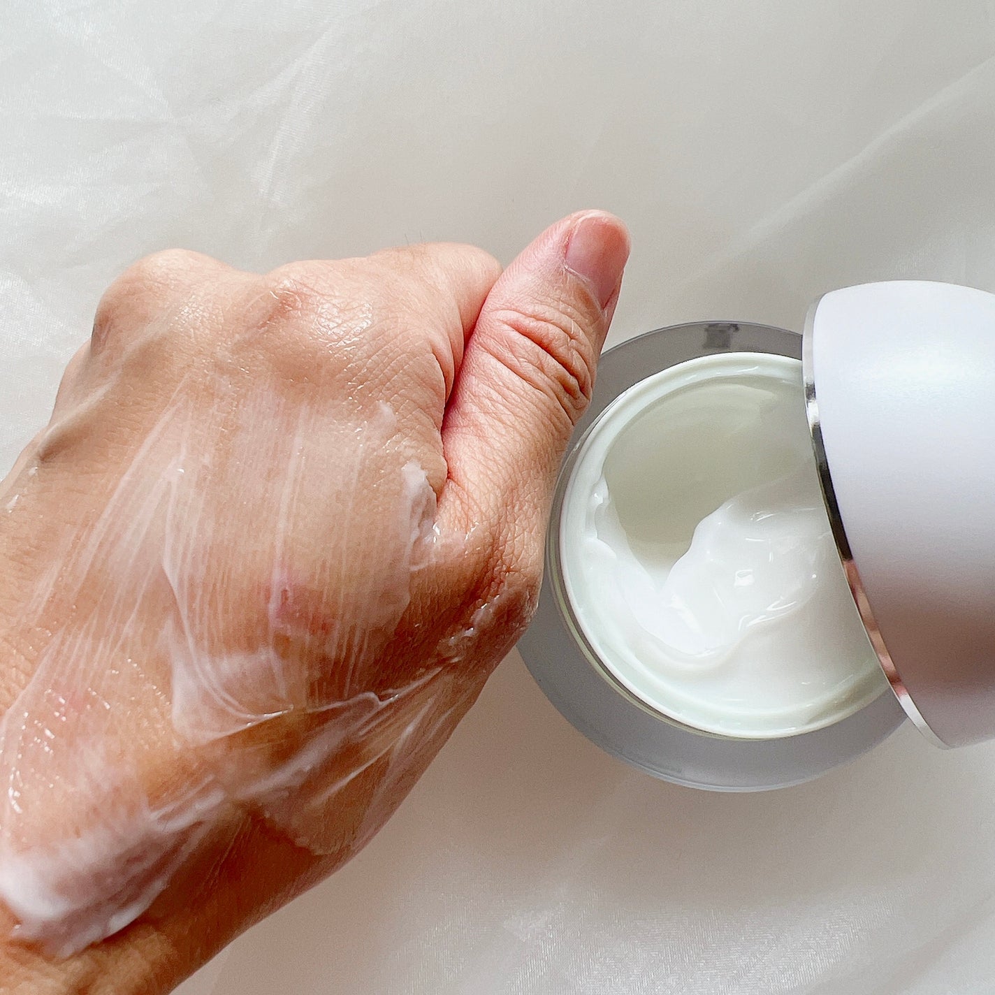 ハンドムーンクリーム/BEDIGHT/ハンドクリームを使ったクチコミ(4枚目)