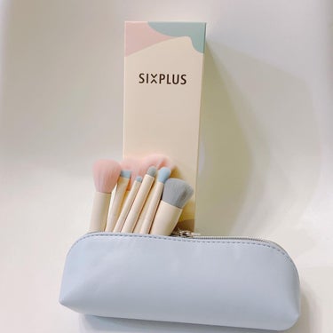 💙
周りでも愛用者多数！の、
SIXPLUS♡

モランディ
カラーメイクブラシ
8本セット
- Artistシリーズ

これさえあればメイクが
ワンランクアップする
最強アイテム👏✨

1.パウダーブ