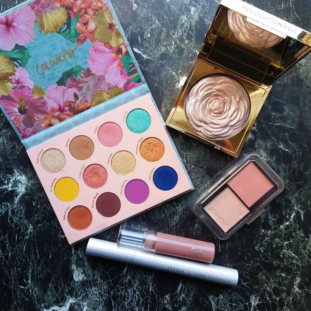 カバナクラブ/ColourPop/アイシャドウパレットを使ったクチコミ(3枚目)