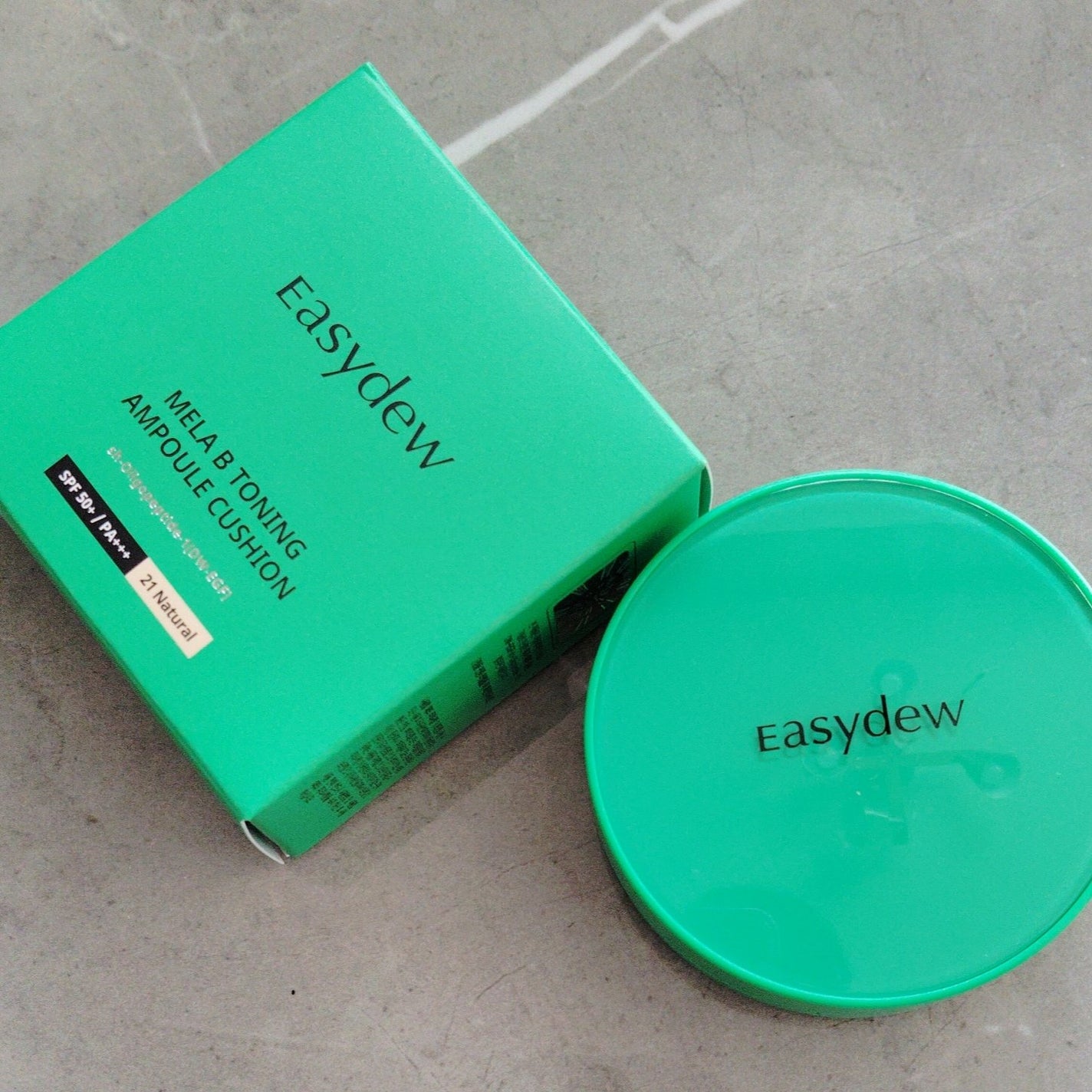 イージーデュー メラB トーニングアンプルクッション Easydew