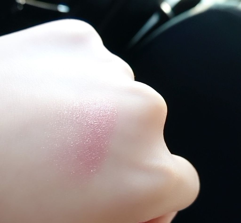 マイアイシャドウ グリッター/innisfree/単色アイシャドウを使ったクチコミ（2枚目）