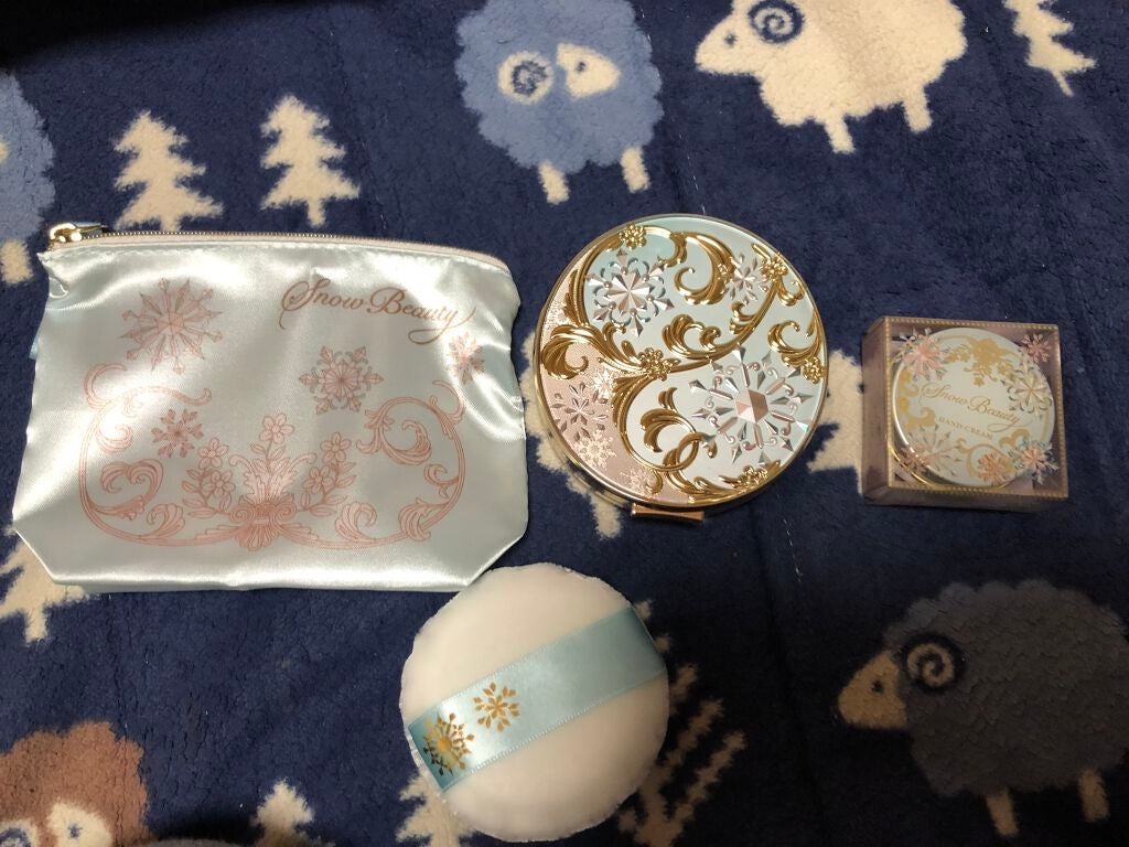 スノービューティー ホワイトニング スキンケアパウダーP2021		/スノービューティー/プレストパウダーを使ったクチコミ(4枚目)