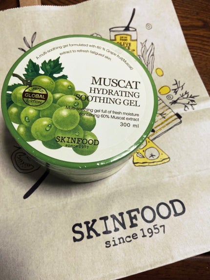 マスカット ハイドレーティング スージングジェル/SKINFOOD/ボディローションを使ったクチコミ(1枚目)