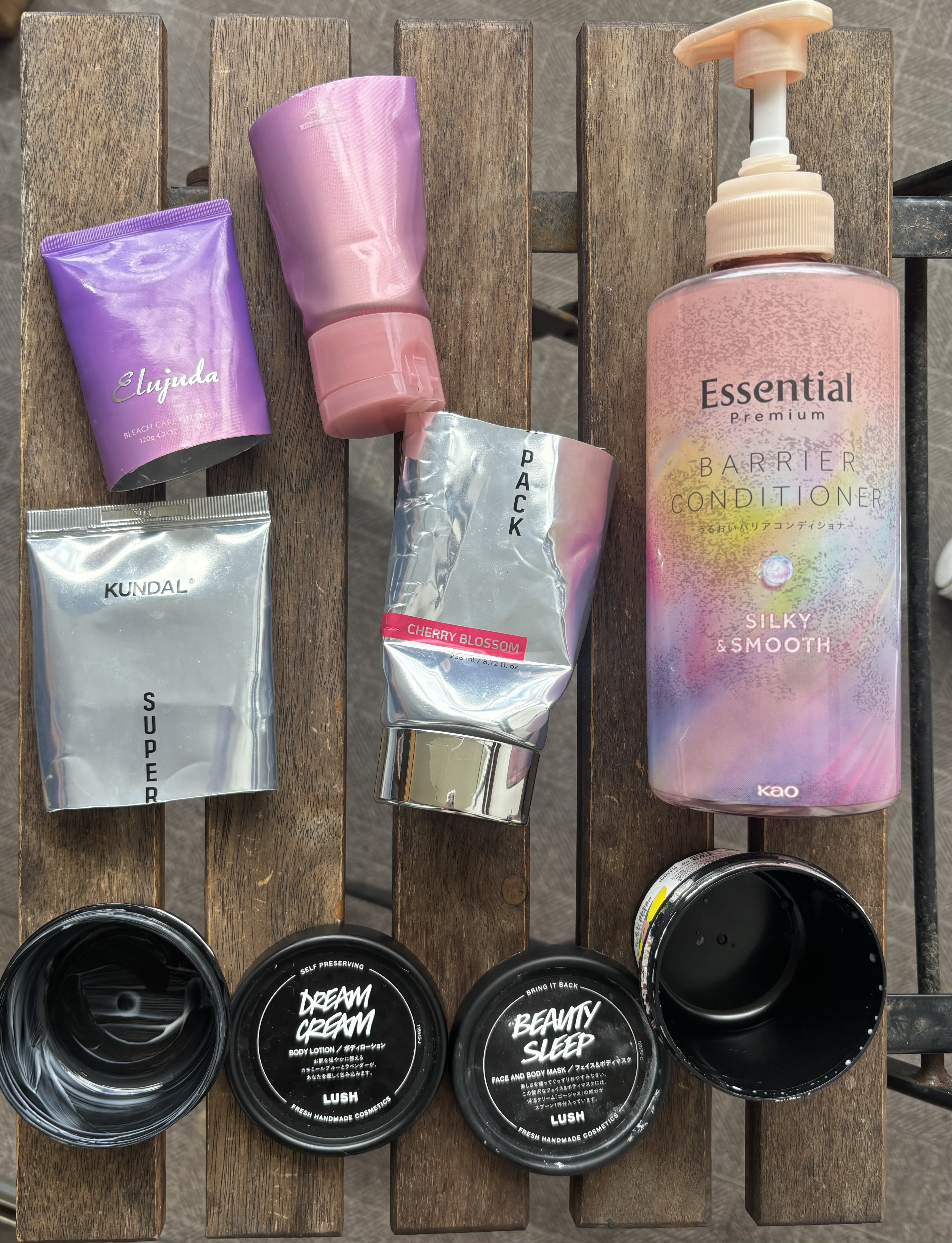 ラッシュ lush ヴァルキリー コンディショナーセット 限定シャンプー・コンディショナー】ヴァルキリー｜ラッシュの