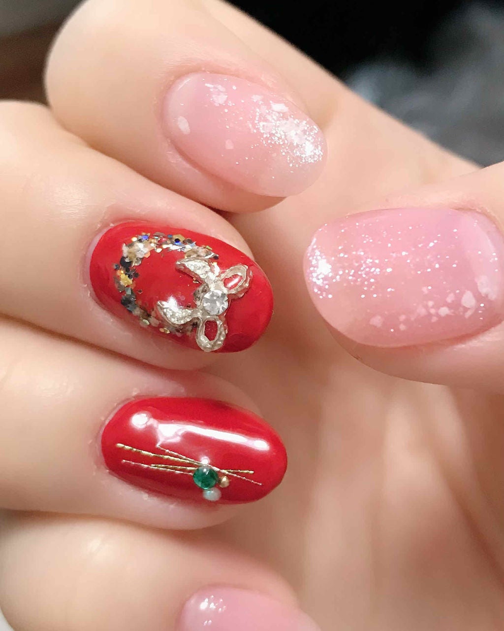 sui on LIPS 「やって来ました!クリスマスネイル!!今回はサロンにてリースとツ..」(2枚目)