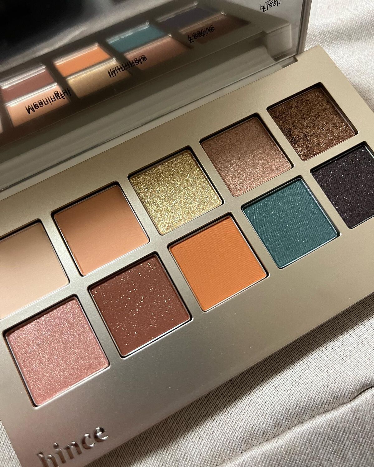 ニューデップスアイシャドウパレット/hince/アイシャドウパレットを使ったクチコミ(1枚目)