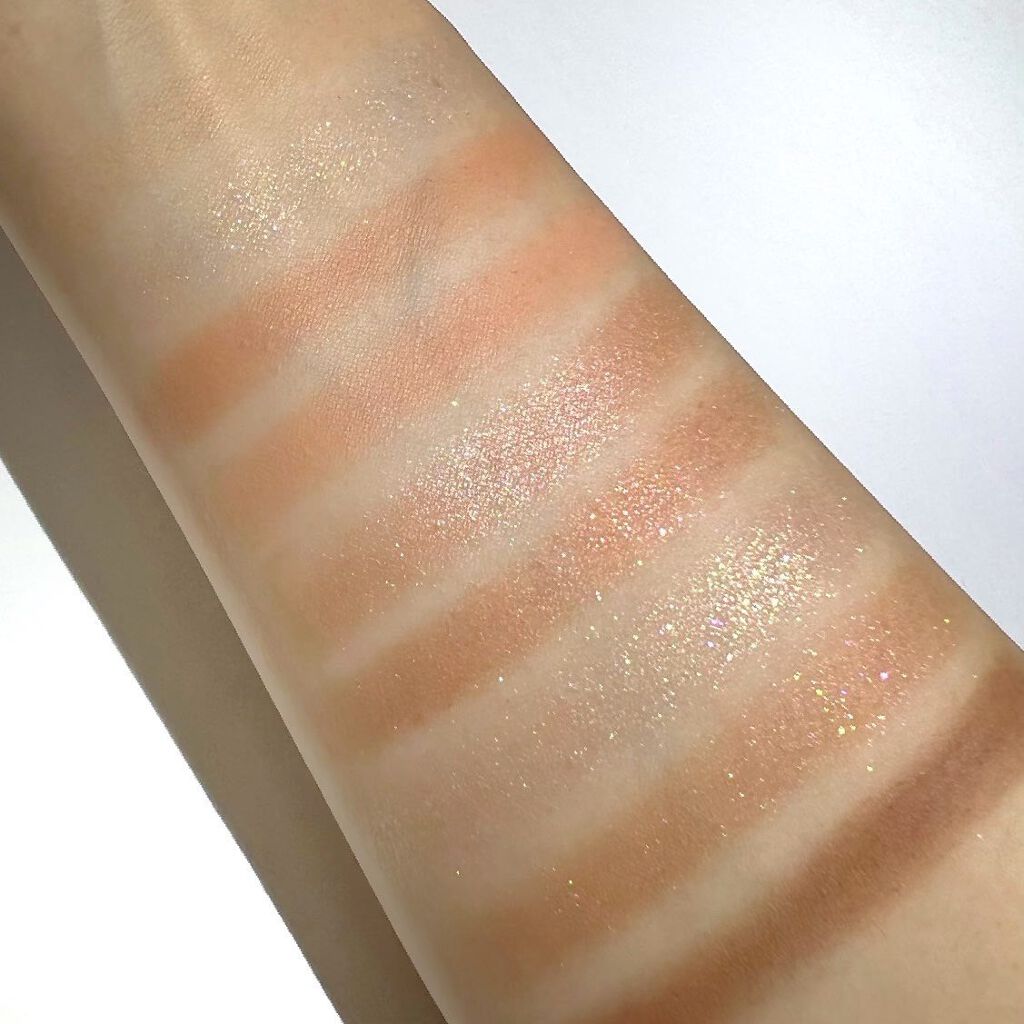 The Bella collection eyeshadow palette/CELEFIT/アイシャドウパレットを使ったクチコミ(3枚目)