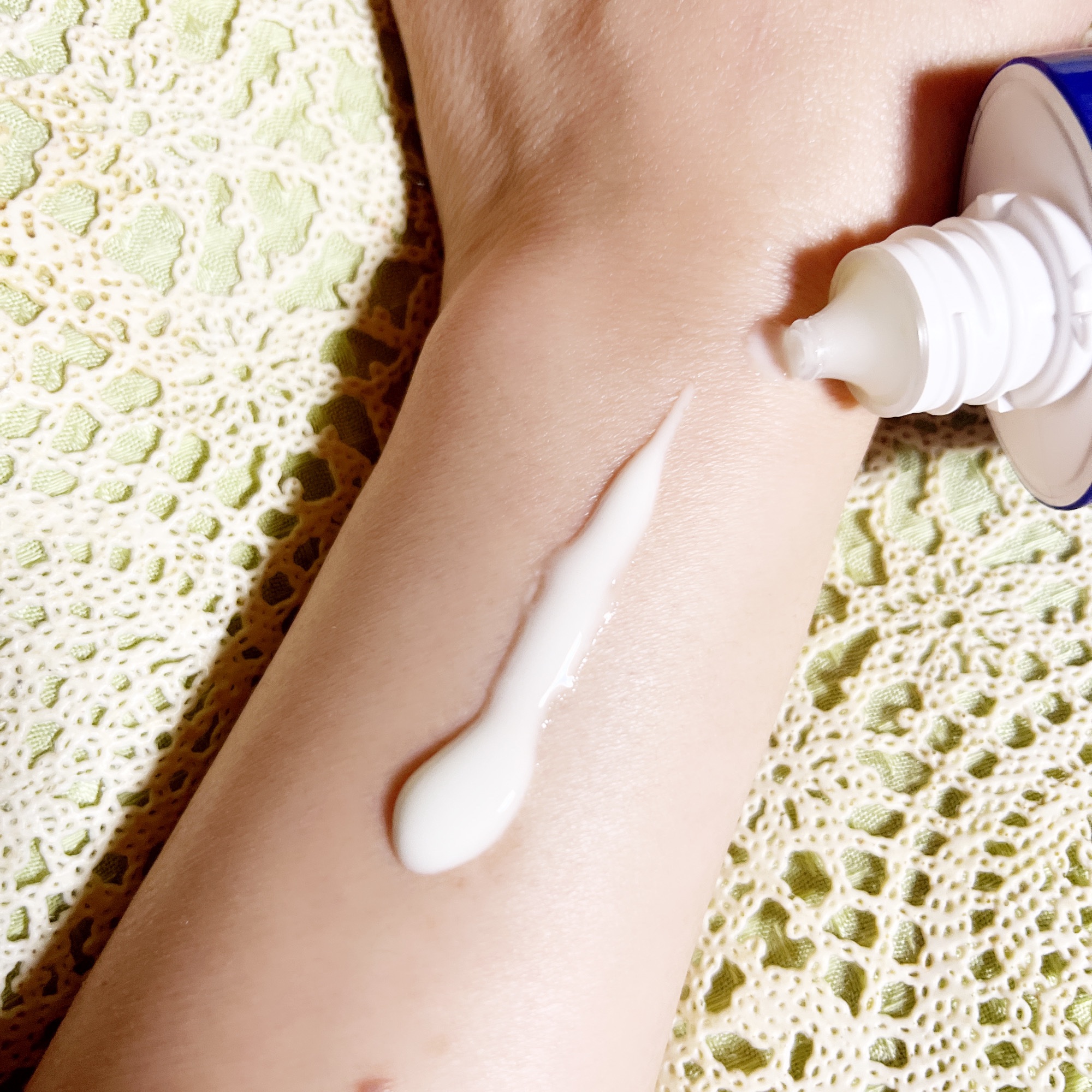 ニベアUV ディープ プロテクト＆ケア ジェル/ニベア/日焼け止めジェルを使ったクチコミ（3枚目）