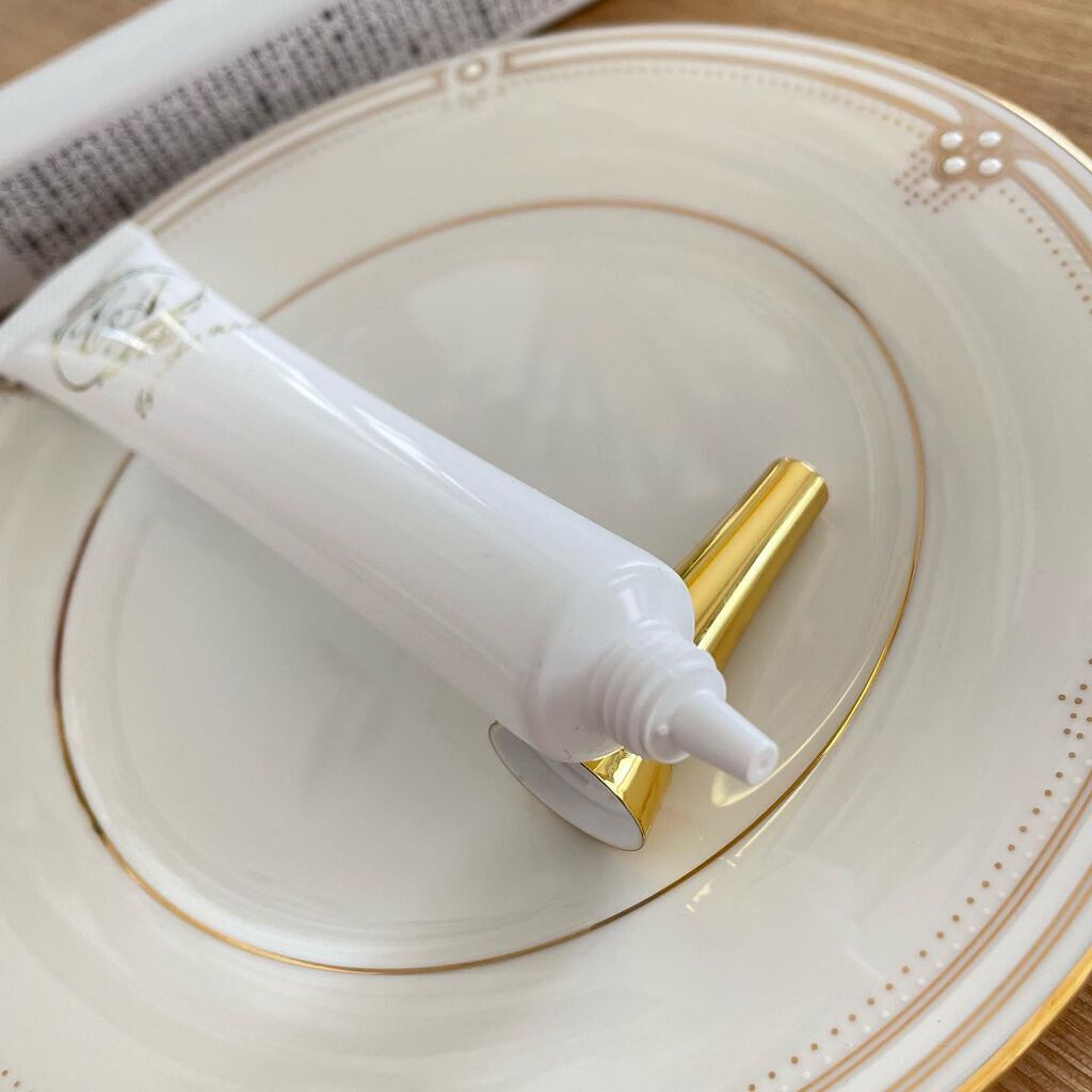 あやこ♡フォロバ100(投稿のある方) on LIPS 「〔アイアクトリッチ〕まぶたのたるみケアしてる?!年齢を重ねてい..」(4枚目)