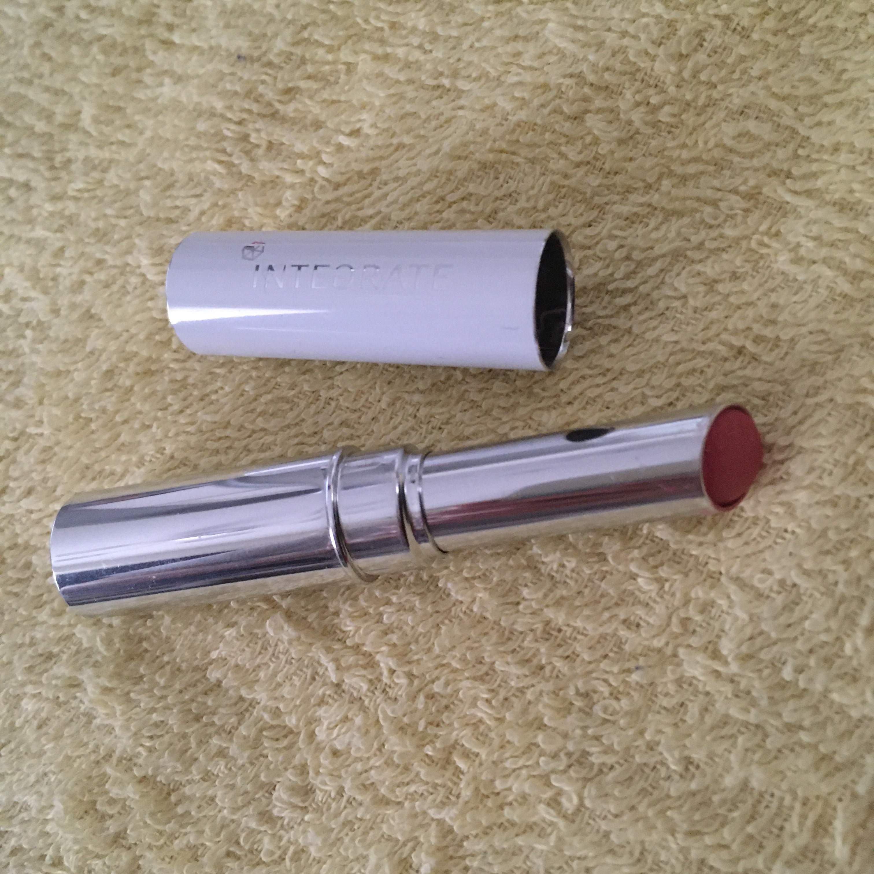 アクアクリーミールージュ/インテグレート/口紅を使ったクチコミ（1枚目）