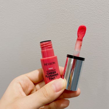 REVLON フォトレディ チーク フラッシング ティントのクチコミ「\REVLON フォトレディ チーク フラッシング ティント/

005　スポットライト

テ.....」（3枚目）