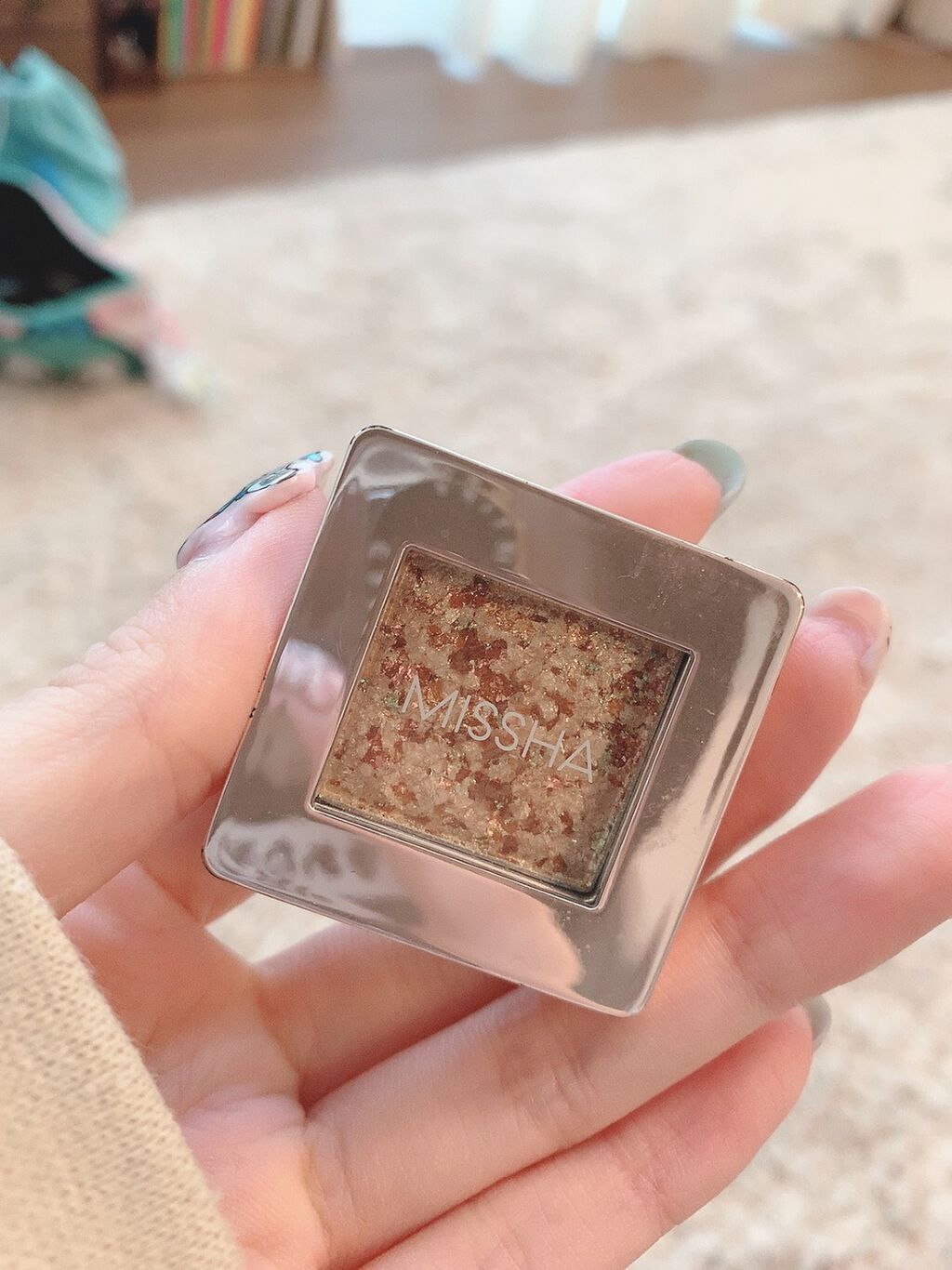 グリッタープリズム シャドウ/MISSHA/グリッターを使ったクチコミ(2枚目)