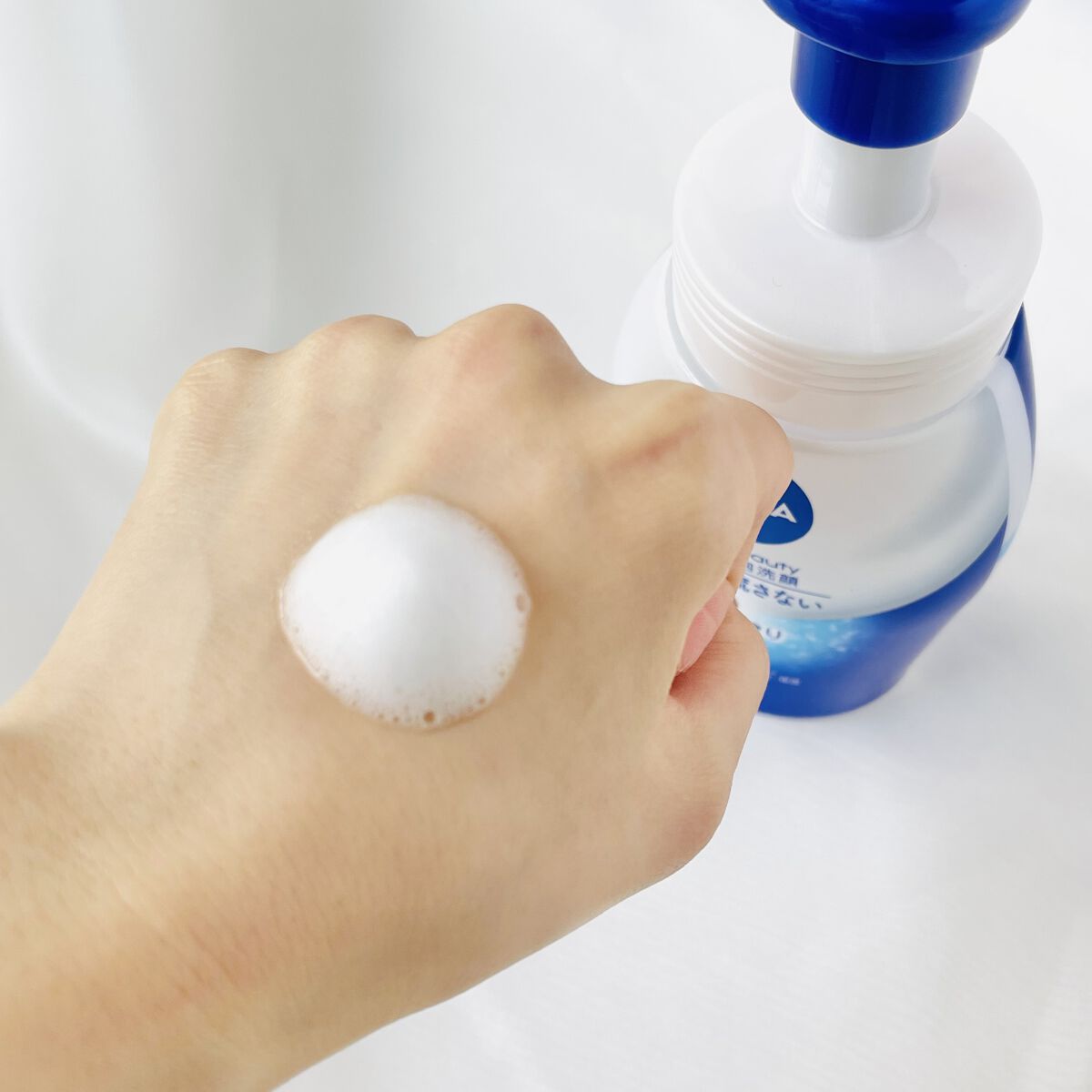 ニベア クリアビューティー弱酸性泡洗顔 皮脂すっきり 本体 150ml/ニベア/泡洗顔を使ったクチコミ（3枚目）