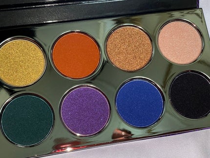 アイシャドウ × 8 マーベル スタジオズ ブラック パンサー コレクション バイ M・A・C/M・A・C/アイシャドウパレットを使ったクチコミ(3枚目)