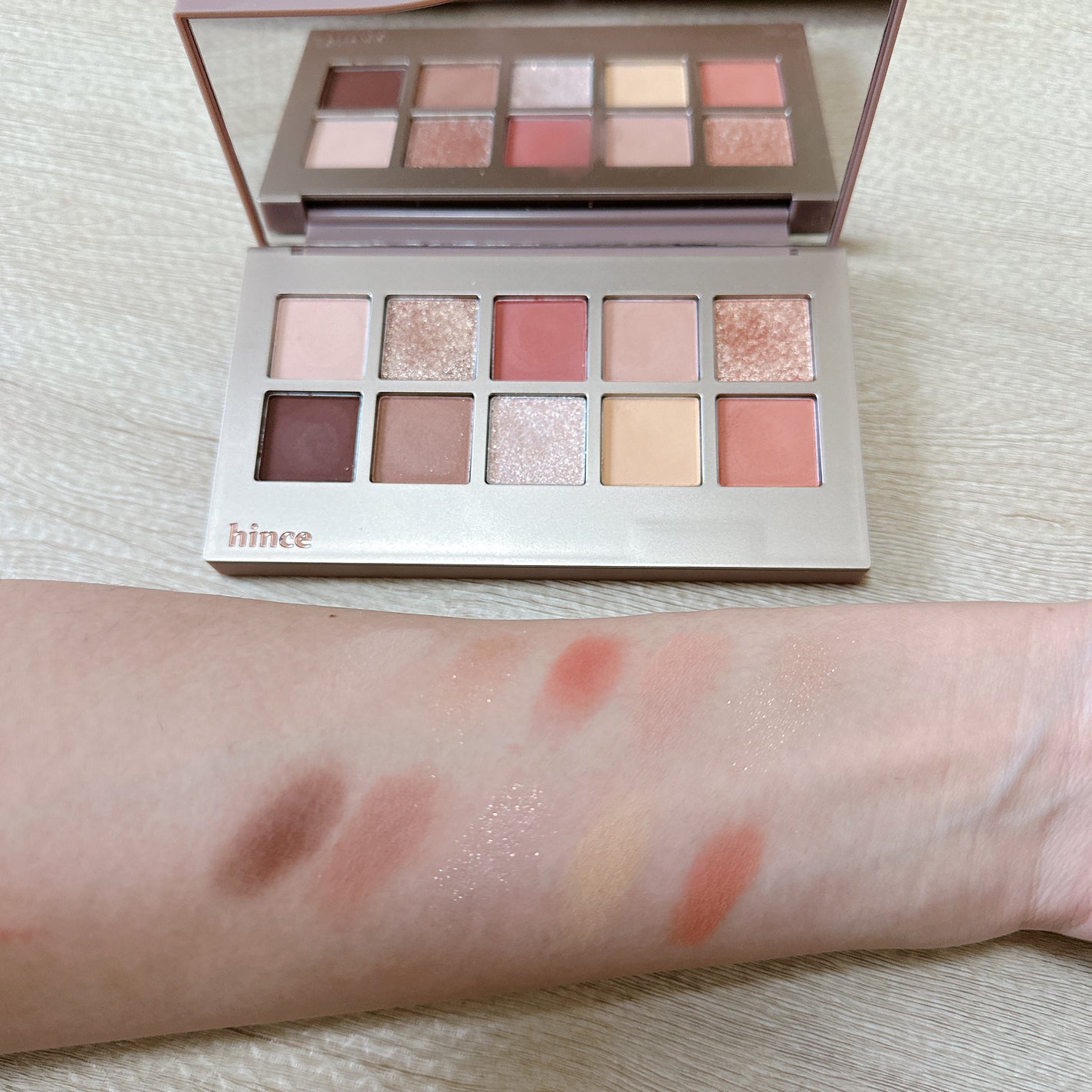 ニューデップスアイシャドウパレット/hince/アイシャドウパレットを使ったクチコミ(2枚目)
