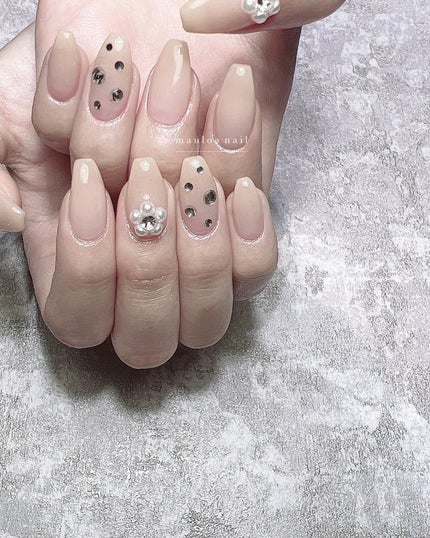 #ヌーディーネイル,#ネイル,#アートネイル,#埋め尽くしネイル,#ミラーアートネイル,#リングネイル,#ヌーディーネイル,#ベージュネイル,#ワンホンネイル,#きらきらネイル,#ラベンダーネイル,#パーツネイル,#キラキラネイル,#ピンクネイル,#春ネイル,#天王寺ネイルのネイルデザイン