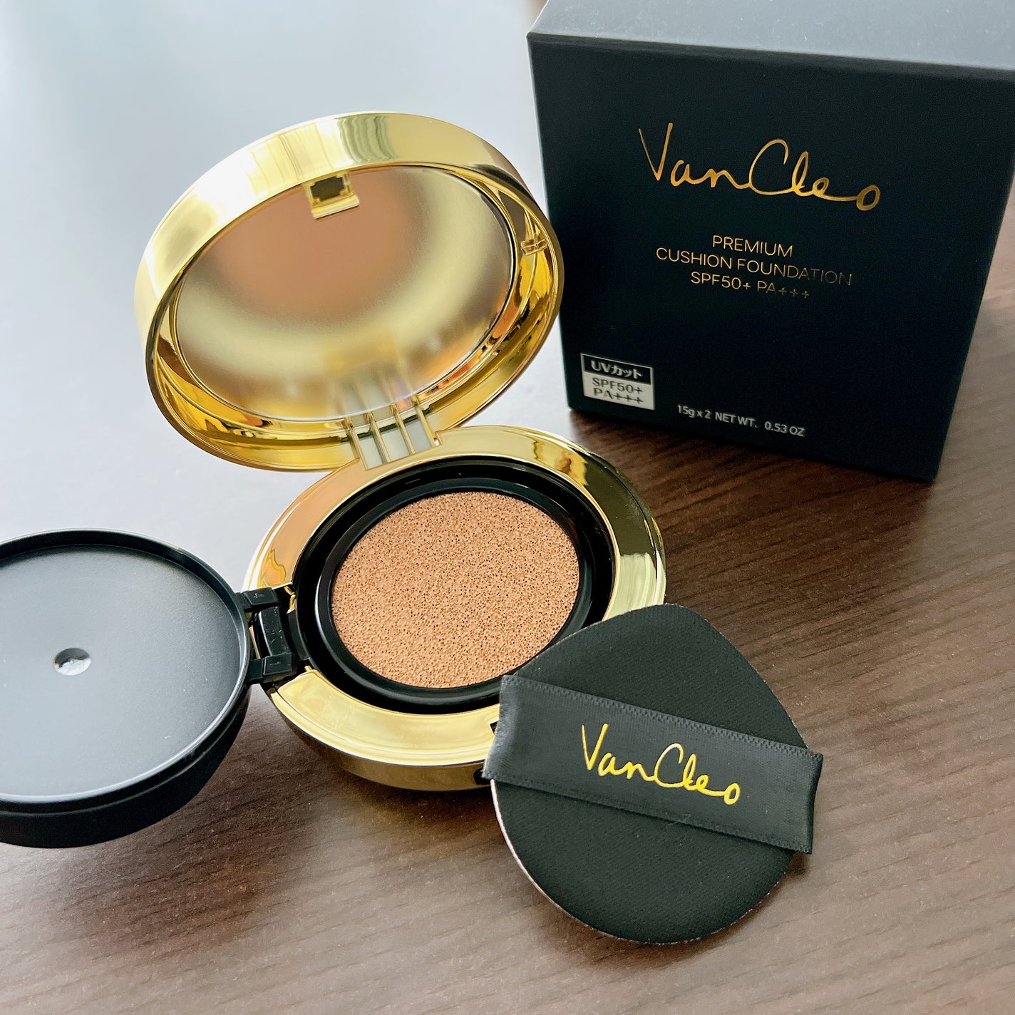プレミアムクッションファンデーション/VanCleo/クッションファンデーションを使ったクチコミ(2枚目)