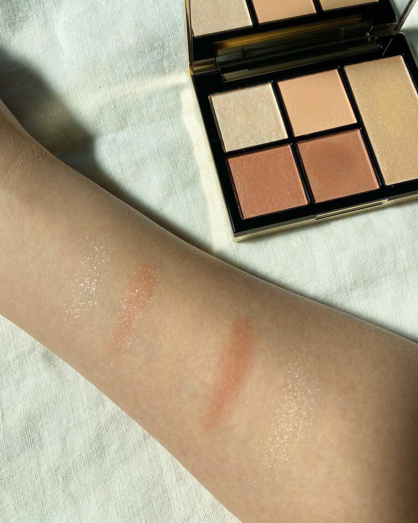 フェイス スタイリスト/SNIDEL BEAUTY/アイシャドウパレットを使ったクチコミ(3枚目)