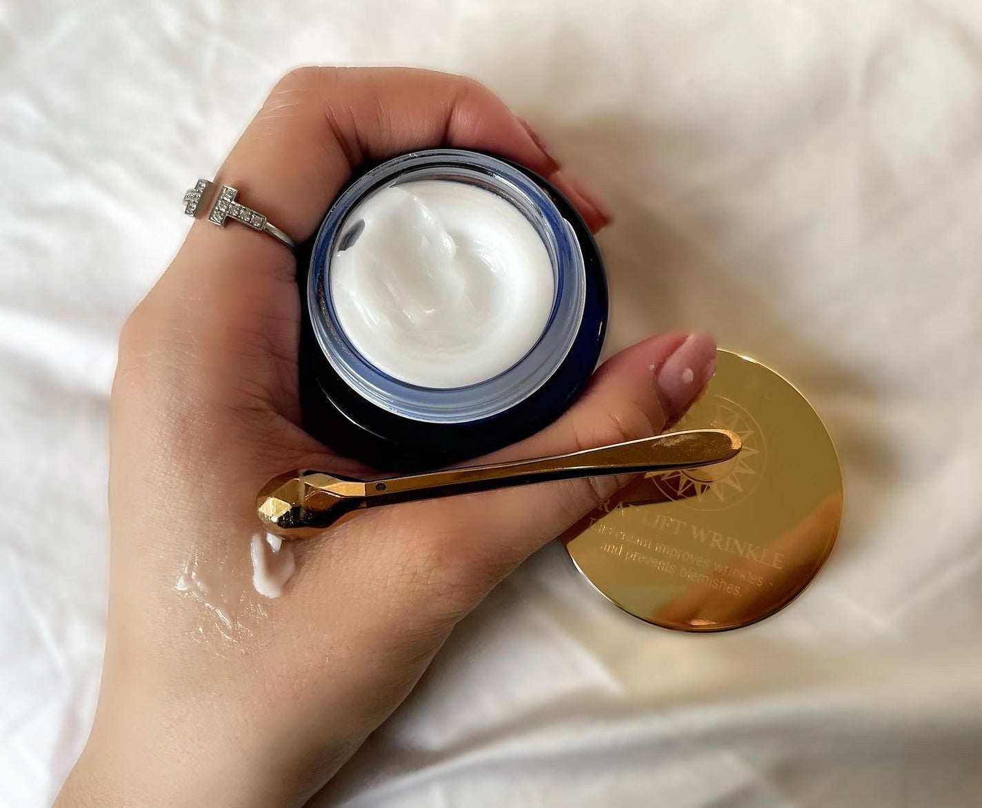 アイセラム/ハーリス/アイケア・アイクリームを使ったクチコミ(3枚目)