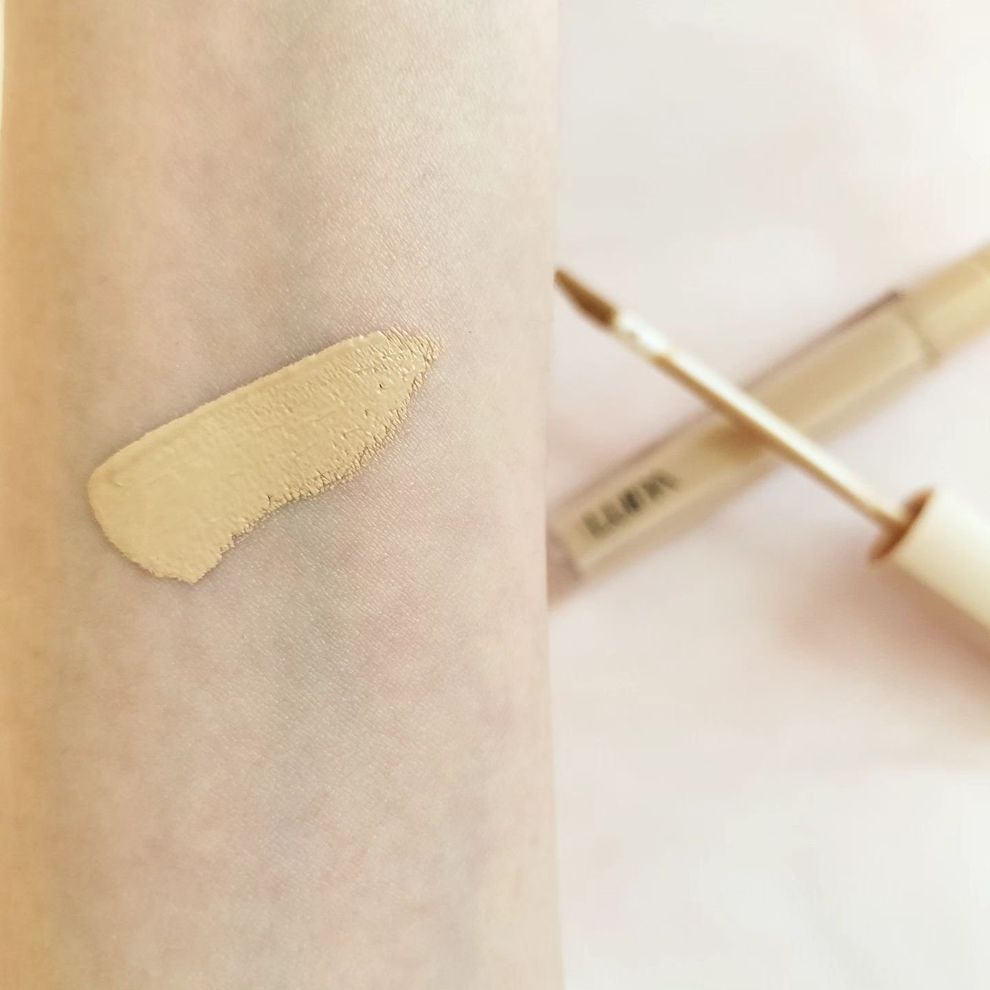 ロングラスティングチップコンシーラーフィックシングフィット/LUNA/リキッドコンシーラーを使ったクチコミ（3枚目）