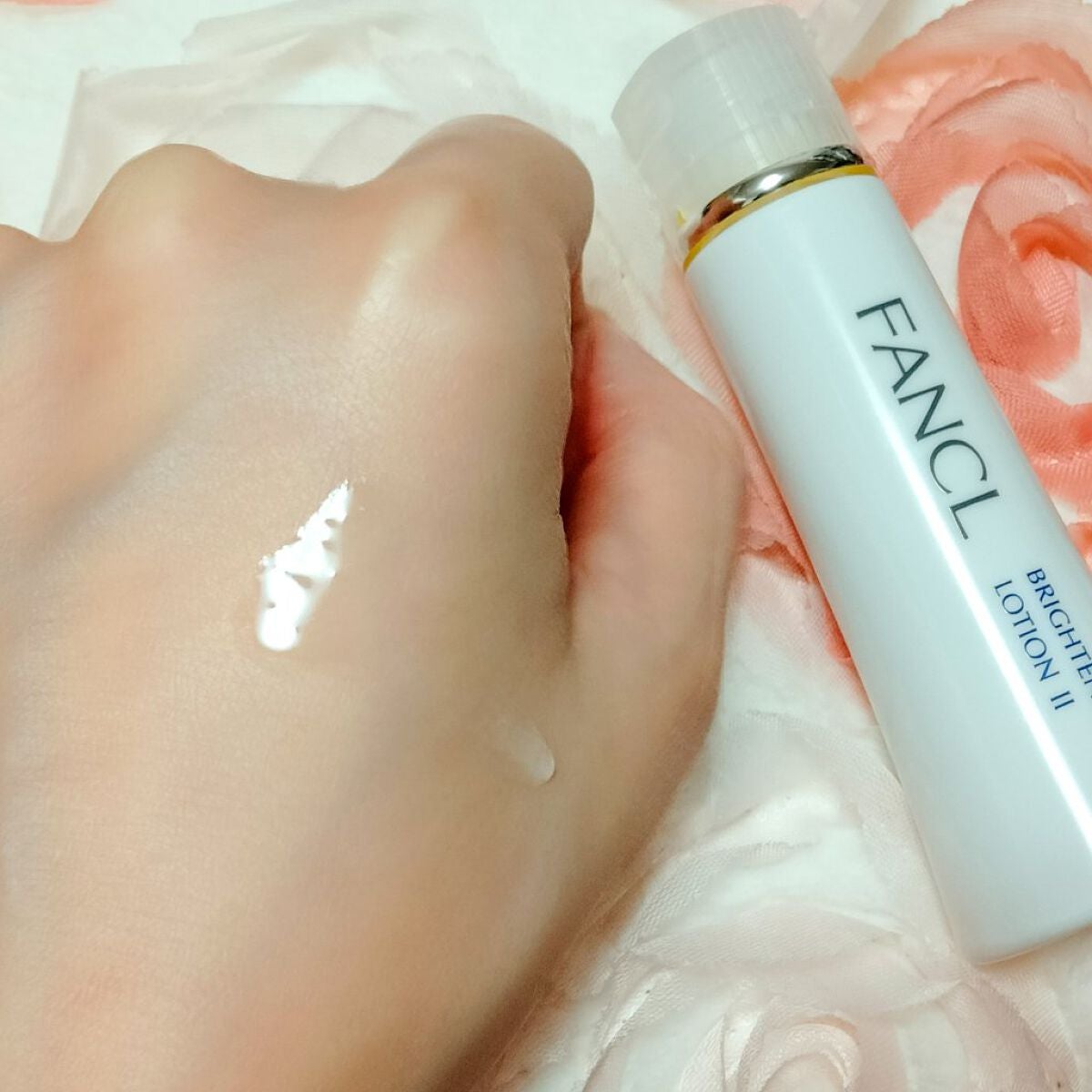 ブライトニング 化粧液 II しっとり<医薬部外品>/ファンケル/化粧水を使ったクチコミ(2枚目)