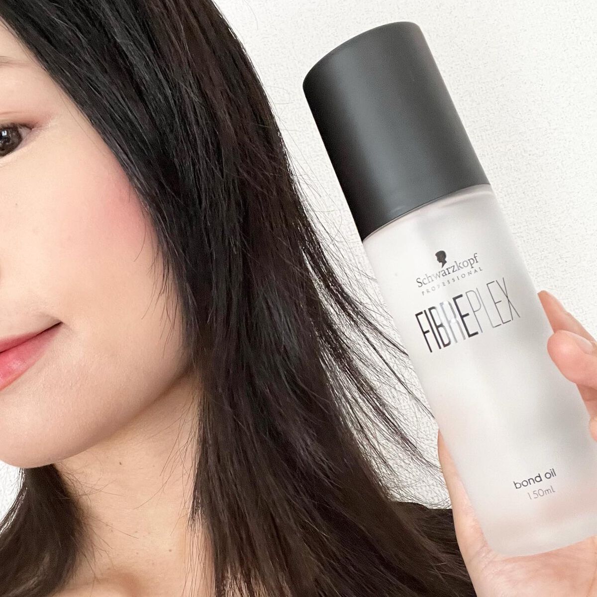 ファイバープレックス ボンドオイル/シュワルツコフ プロフェッショナル/ヘアオイルを使ったクチコミ(3枚目)