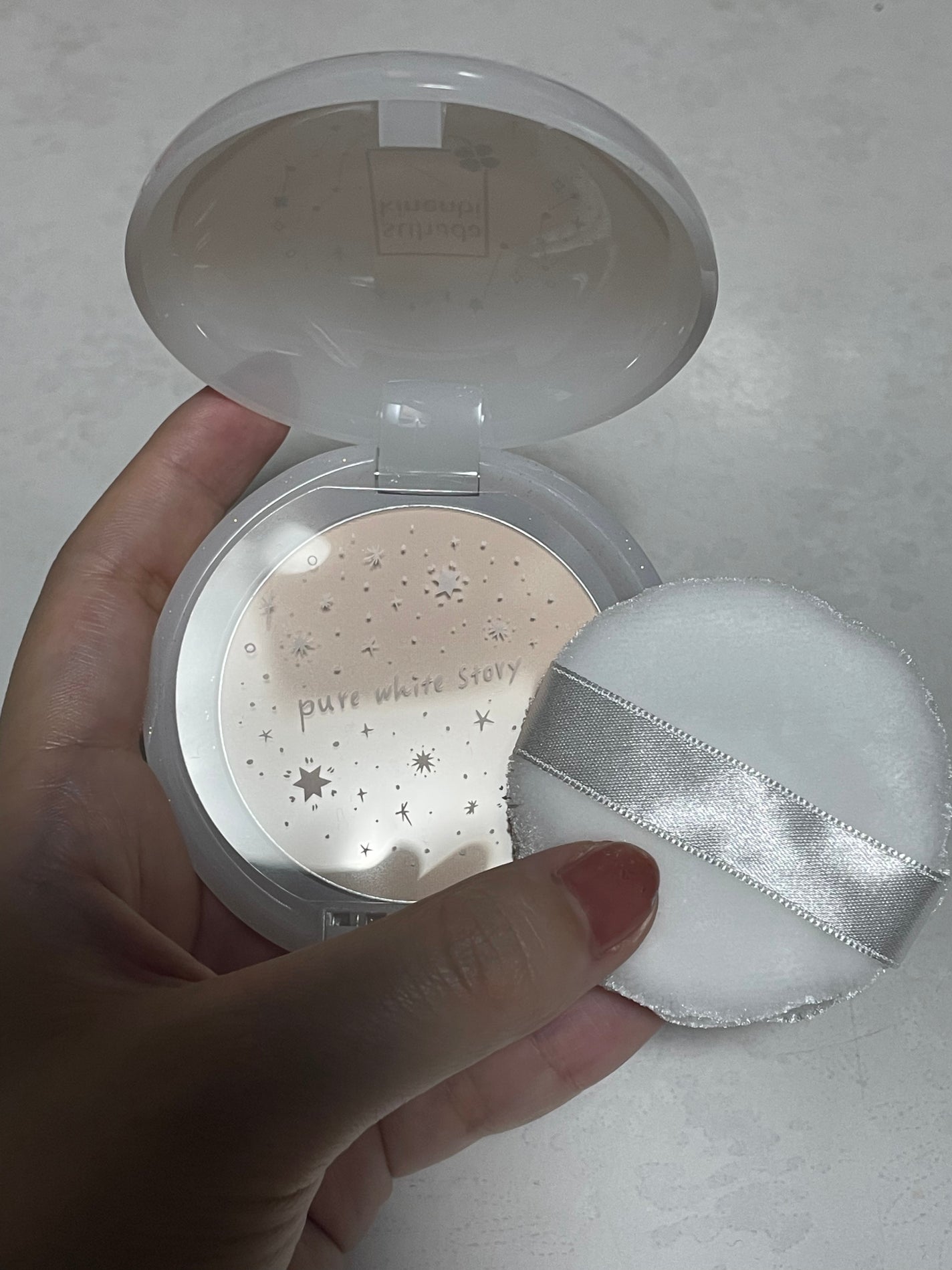 薬用美白 スキンケアパウダー ホワイトティーの香り/素肌記念日/プレストパウダーを使ったクチコミ(2枚目)