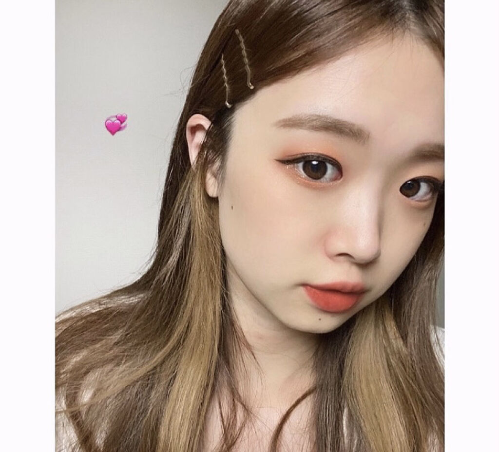 デュアル カラー スティック BR-02（マットブラウン）/DAISY DOLL by MARY QUANT/スティックアイシャドウを使ったクチコミ（1枚目）