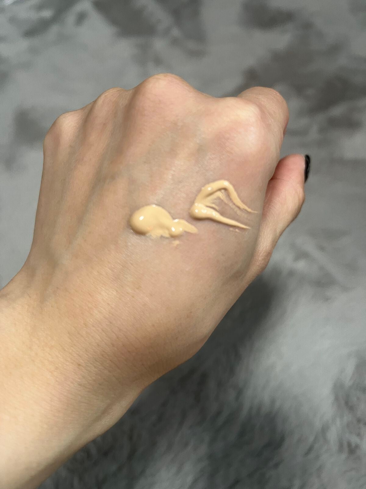 ディオールスキン フォーエヴァー フルイド グロウ/Dior/リキッドファンデーションを使ったクチコミ(4枚目)