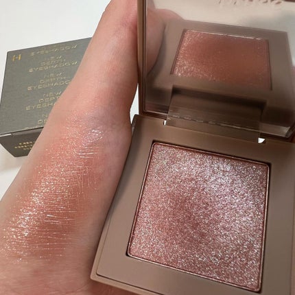 ニューデップスアイシャドウ/hince/単色アイシャドウを使ったクチコミ(1枚目)