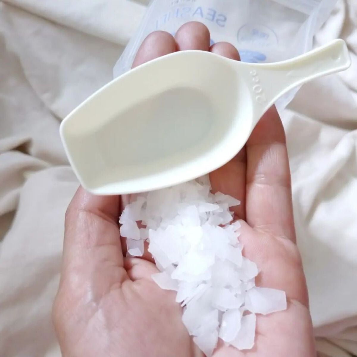 seiko_official on LIPS 「瀬戸内海産100%バスソルト🛀トレンドの塩化マグネシウム😳塩じ..」(2枚目)