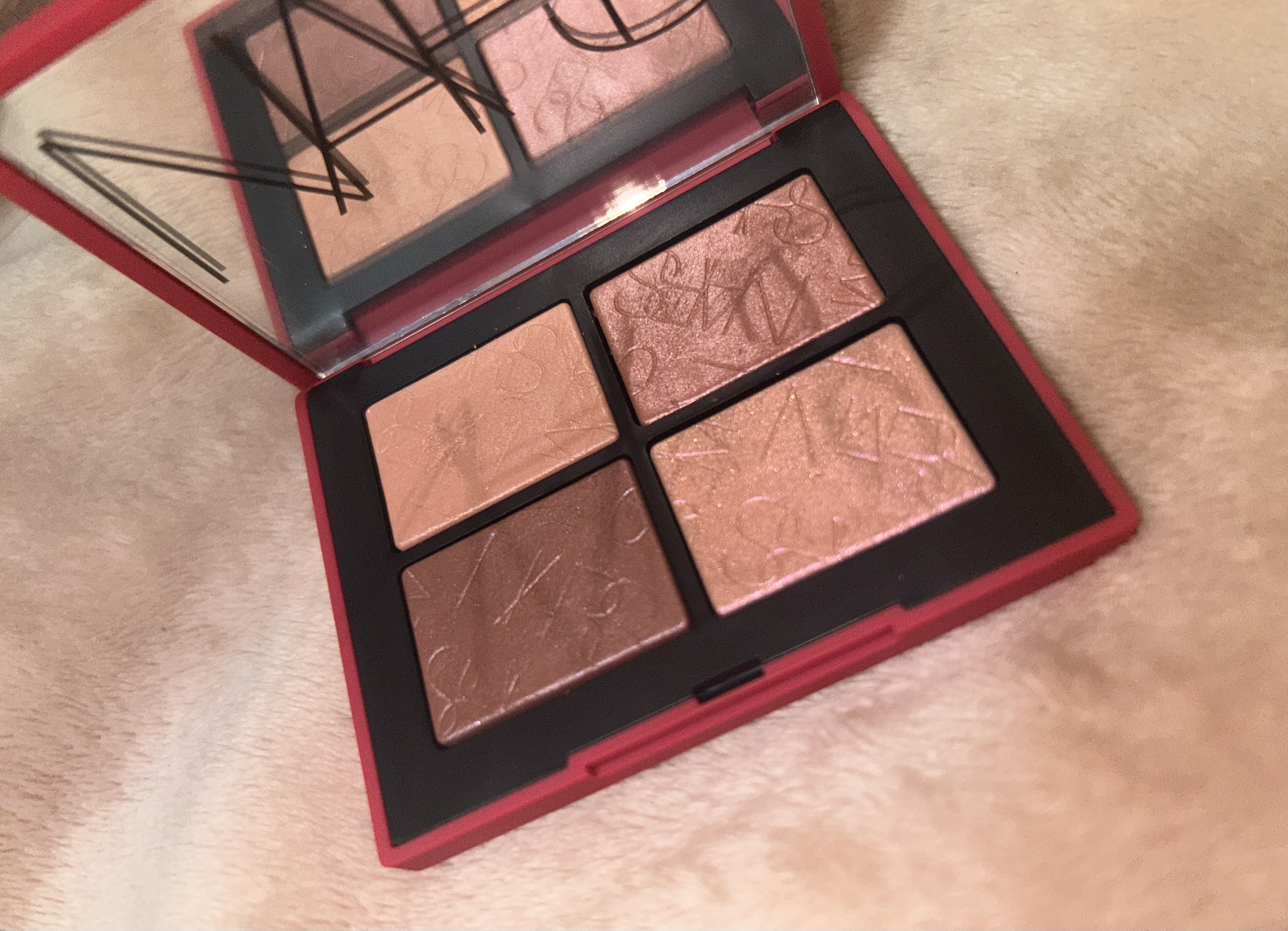 ライトリフレクティング クワッドアイシャドー/NARS/アイシャドウパレットを使ったクチコミ（1枚目）