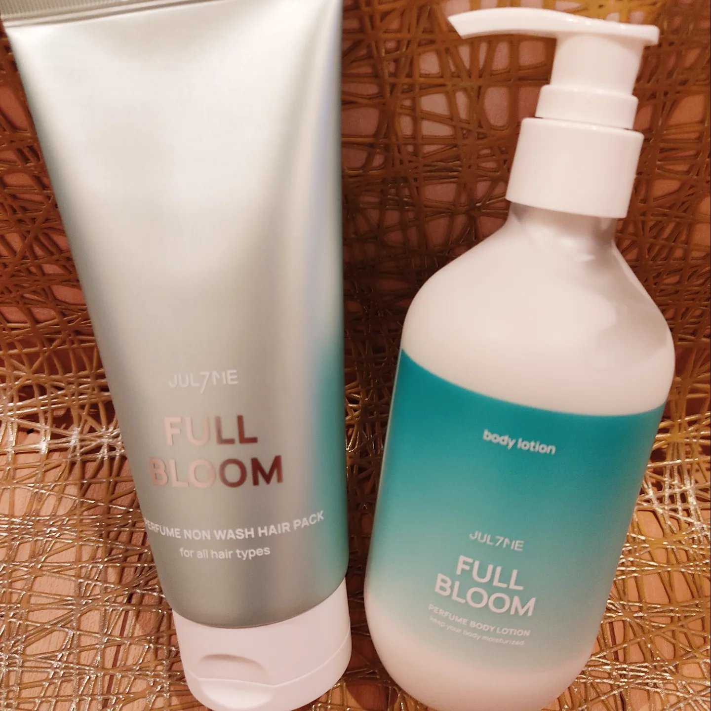 パフュームノンウォッシュヘアパック 05 フルブルーム/JUL7ME/ヘアトリートメントを使ったクチコミ（3枚目）