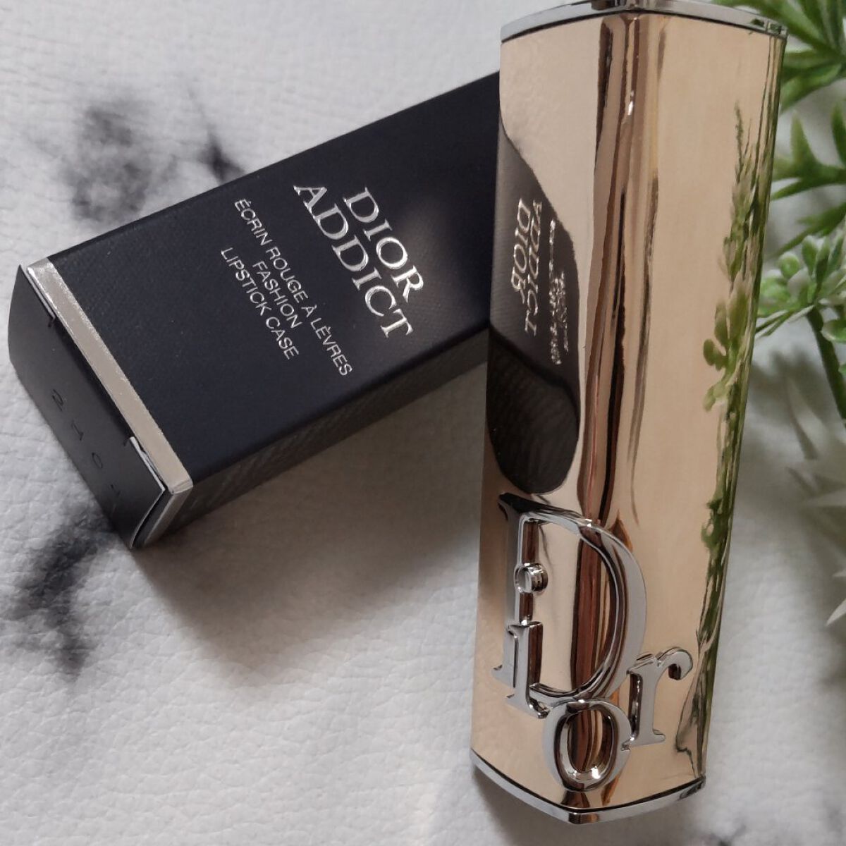 【旧】ディオールアディクトリップスティック(ケース) メタリック ゴールド/Dior/その他化粧小物を使ったクチコミ（2枚目）