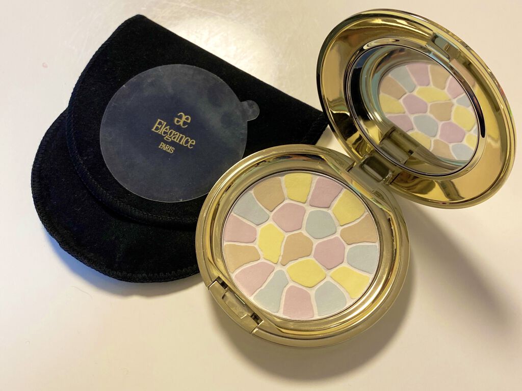 ラ プードル オートニュアンス/Elégance/プレストパウダーを使ったクチコミ（1枚目）