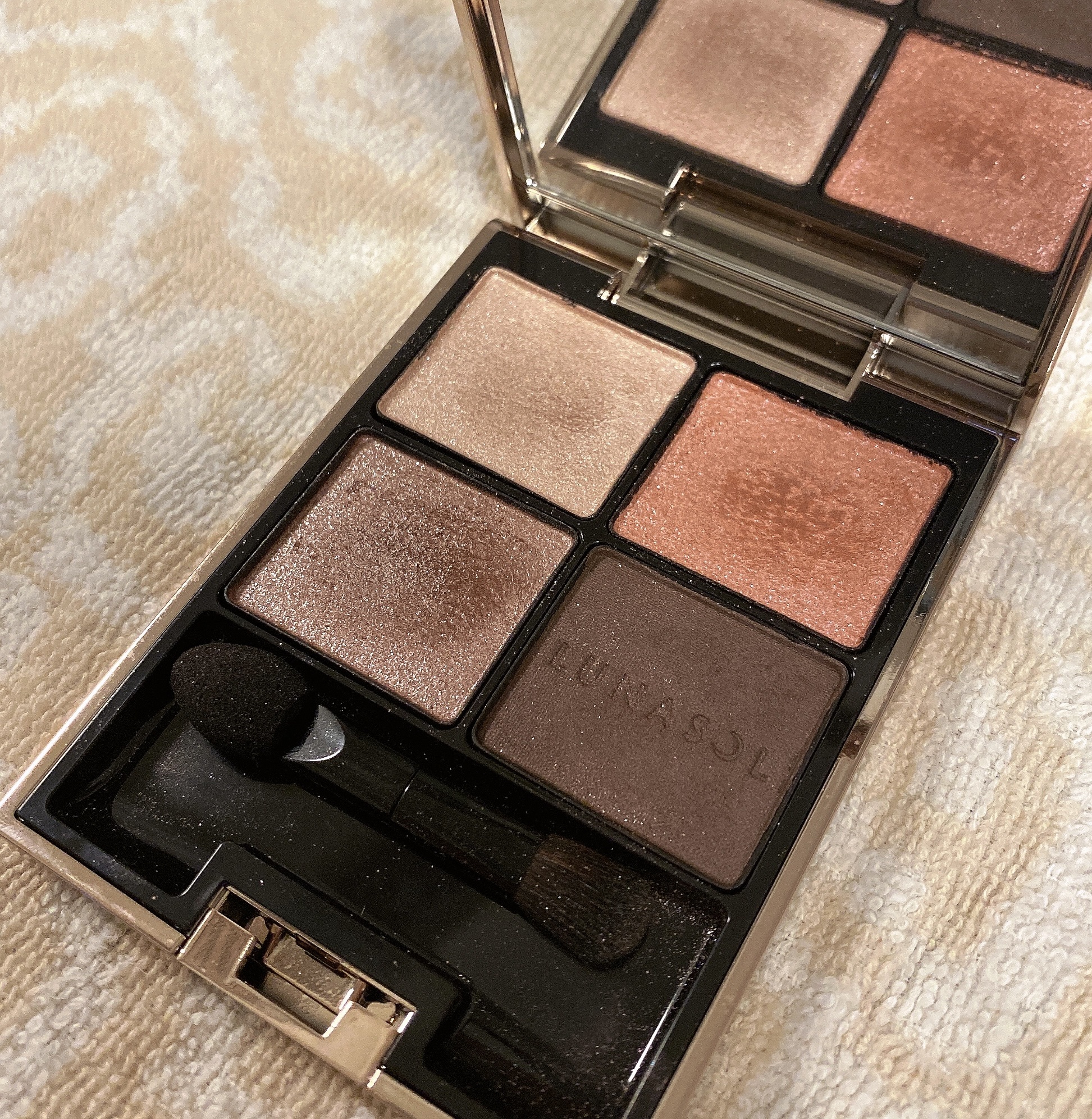 アイカラーレーション 02 Deep Rose Quartz/LUNASOL/アイシャドウパレットを使ったクチコミ（2枚目）