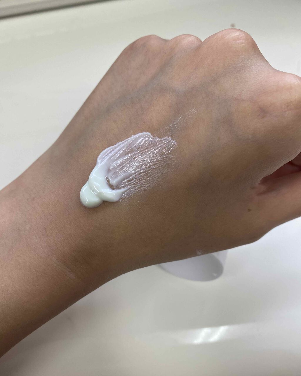 ニュアンスチェンジUV ジェル WT/アリィー/日焼け止めジェルを使ったクチコミ(2枚目)