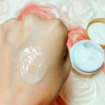 金のプラセンタもっちり白肌濃クリーム/ホワイトラベル/フェイスクリームを使ったクチコミ(5枚目)